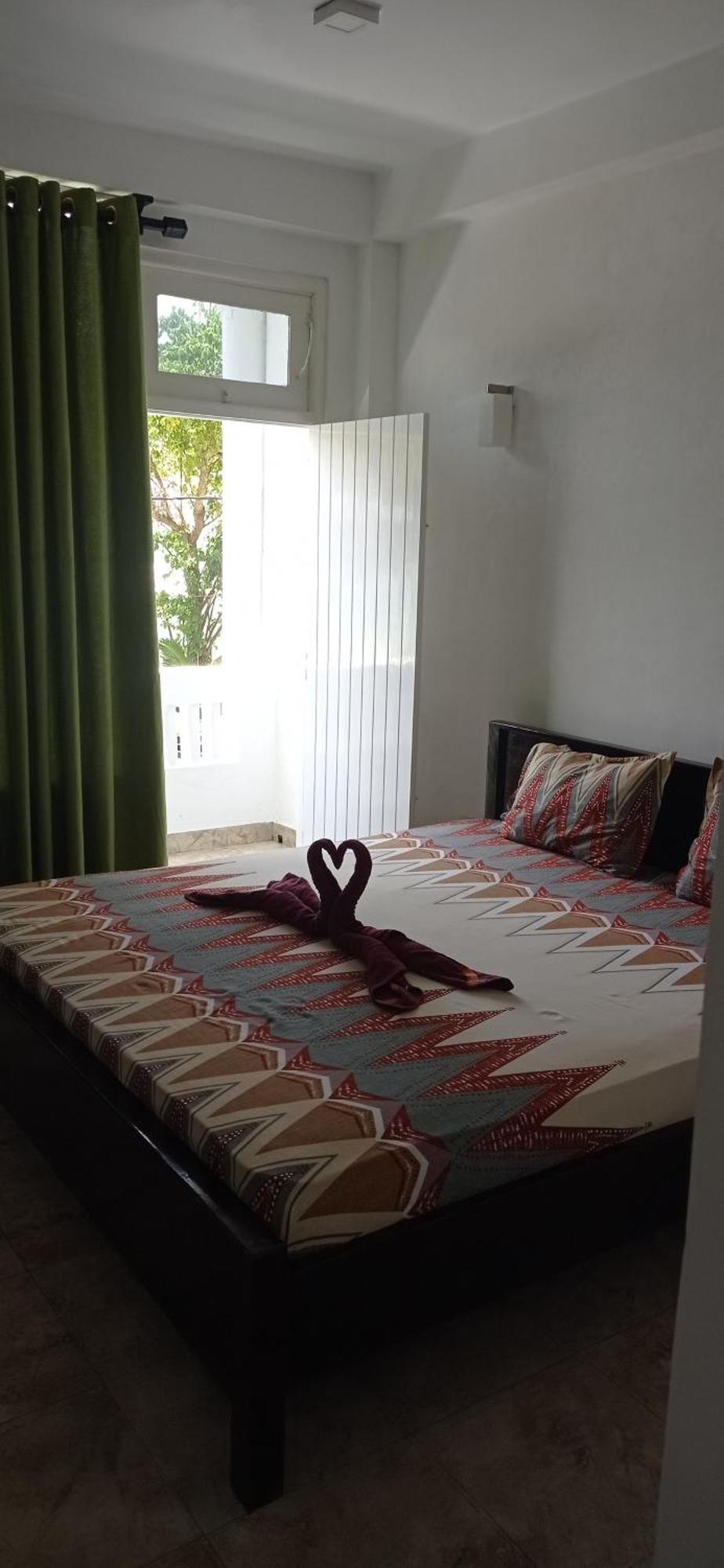 White Surfing Beach Resort Unawatuna Eksteriør billede